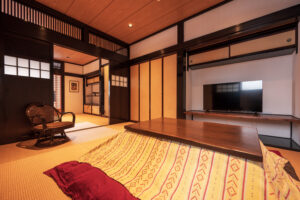 旅籠屋丸一の客室・楢の畳と木のしつらえ